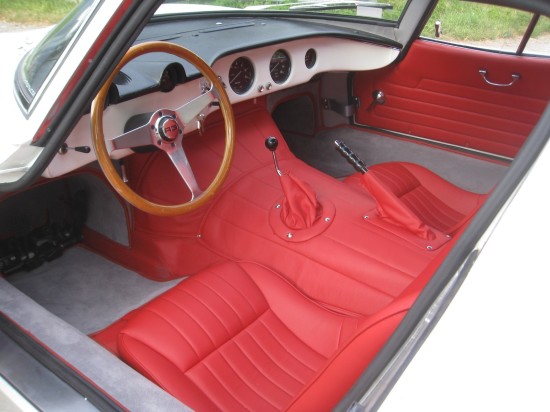 Iso Grifo A3/C dashboard