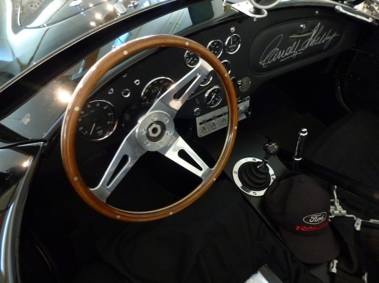 Shelby Cobra CSX 2001 interior