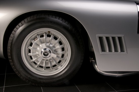 Bizzarrini GT 5300 Strada wheel