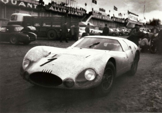 Maserati Tipo 151 race car