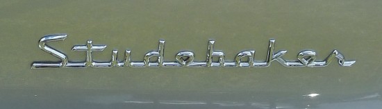 Studebaker Avanti logo