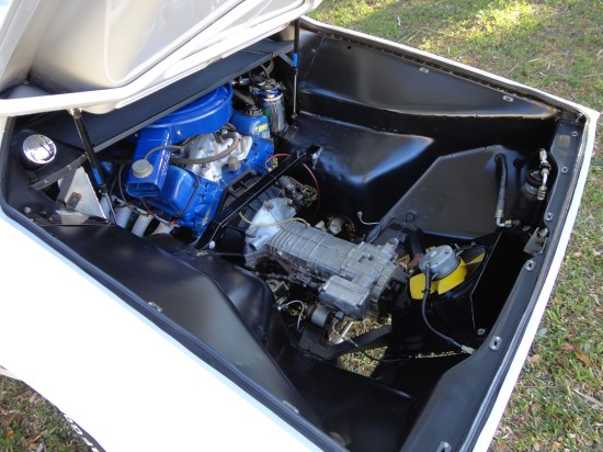 1972 De Tomaso Pantera engine
