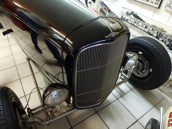 '32 Ford Hot Rod -The Nickel Car grille