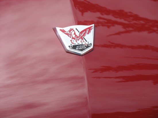 Arnolt-Aston Martin logo