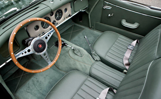 1959 Jaguar XK150 S Roadster interior
