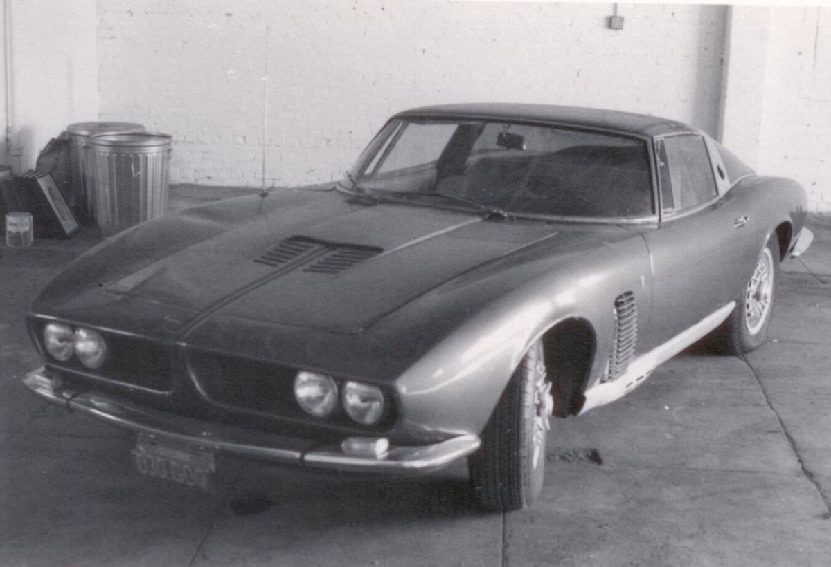 The Iso Grifo A3/L Prototype - Black & White Photos And Typewriters