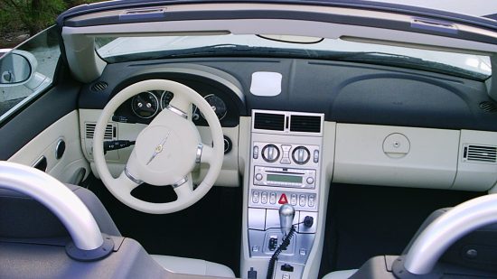 Chrysler Crossfire Interior