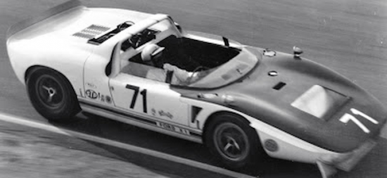 Ford GT40 X1 in Can Am style racing