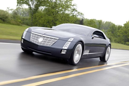 2003-Cadillac-Sixteen-concept-driving