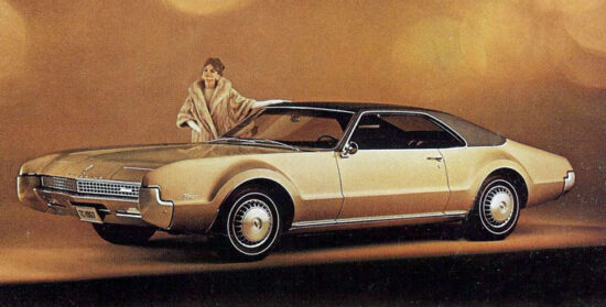 67_toronado